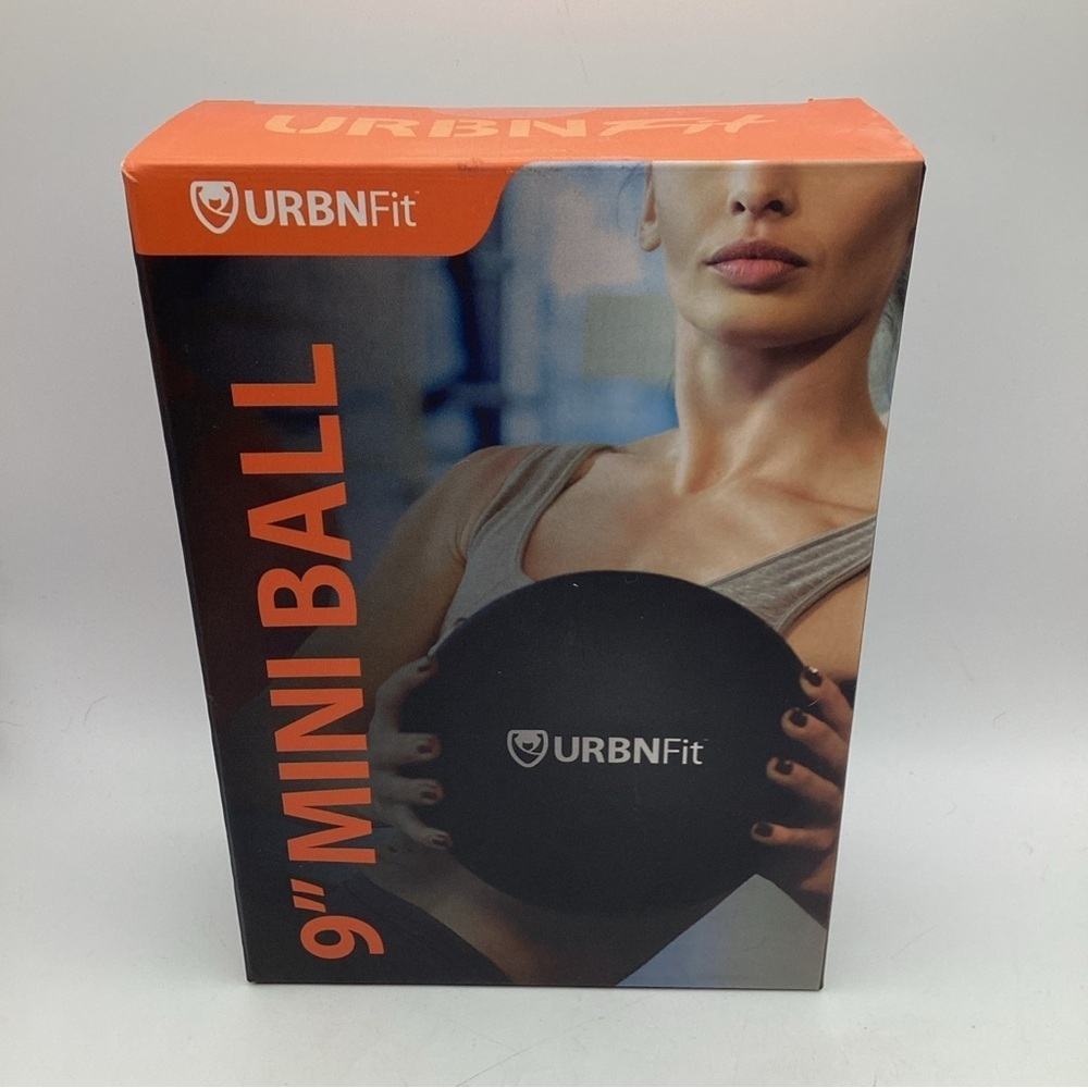 2 x URBNFit Small Exercise Ball 9 inch Mini Pilates Yoga Barre PT Ball Pink NIB